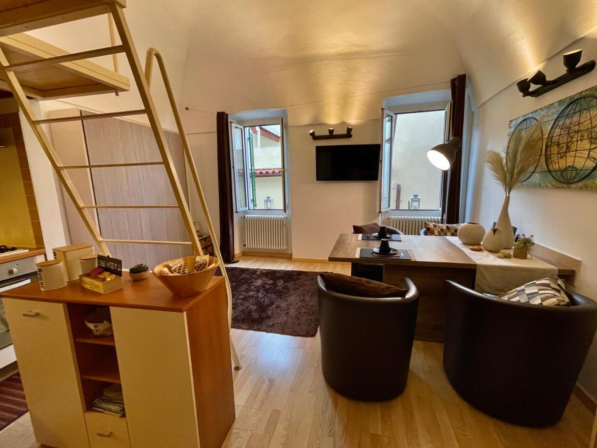 Vialunga Apartment In The Old Town Bordighera Eksteriør bilde