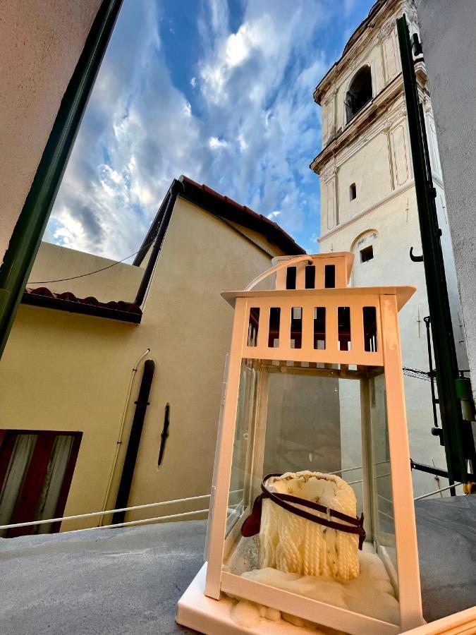 Vialunga Apartment In The Old Town Bordighera Eksteriør bilde