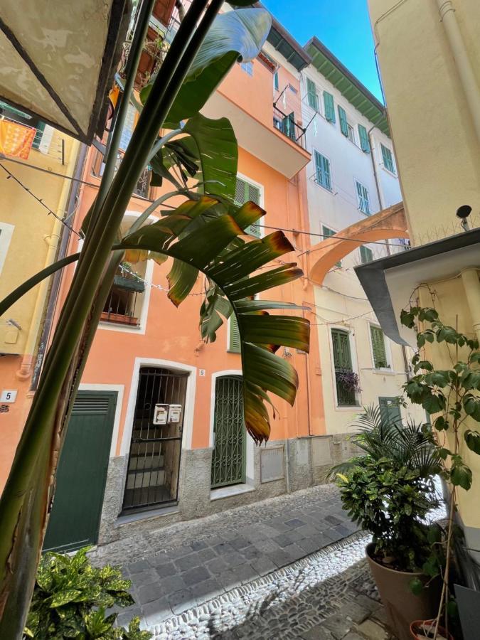 Vialunga Apartment In The Old Town Bordighera Eksteriør bilde